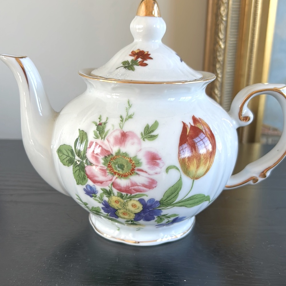 Royal Danube Teapot